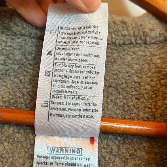 Raspberry Carhartt Sandstone Jacket L - Picture 10 of 12